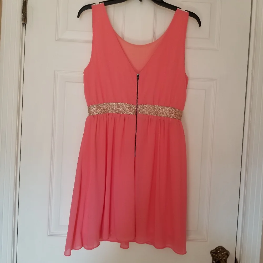 Miami brand Chiffon Fit and Flare Prom Dress with sequins at waist Medium - Picture 3 of 6